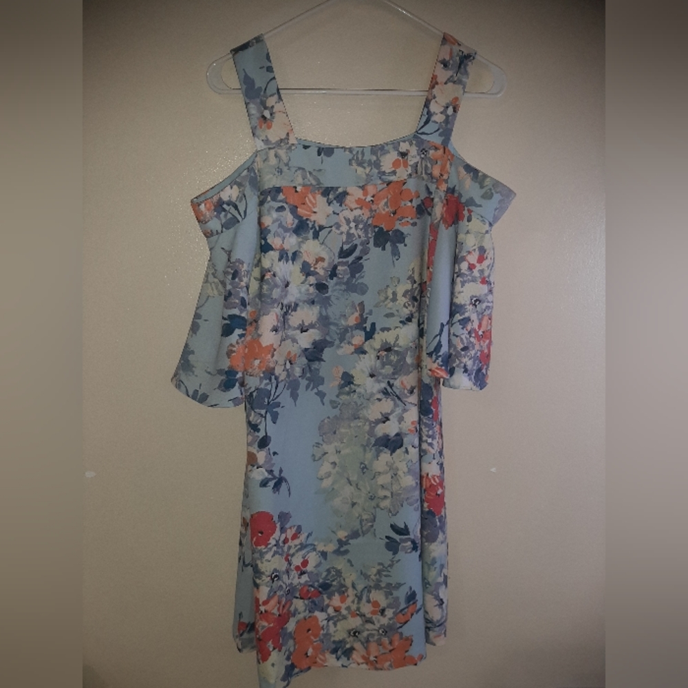 Just Taylor floral shoulder dress